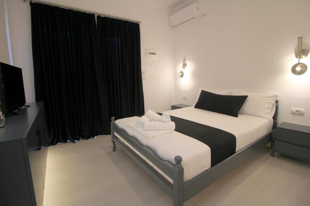 Jericho Rooms Sarandë Buitenkant foto