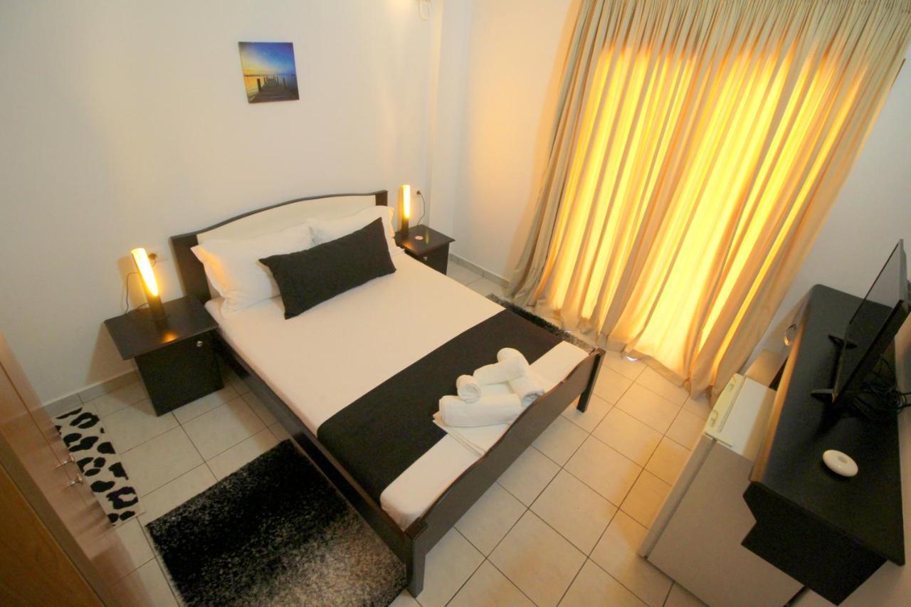 Jericho Rooms Sarandë Buitenkant foto