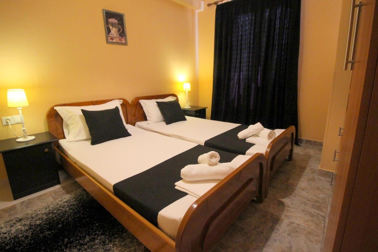 Jericho Rooms Sarandë Buitenkant foto