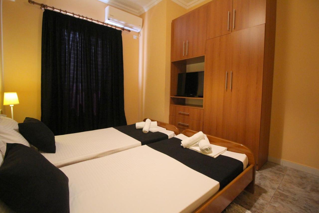 Jericho Rooms Sarandë Buitenkant foto